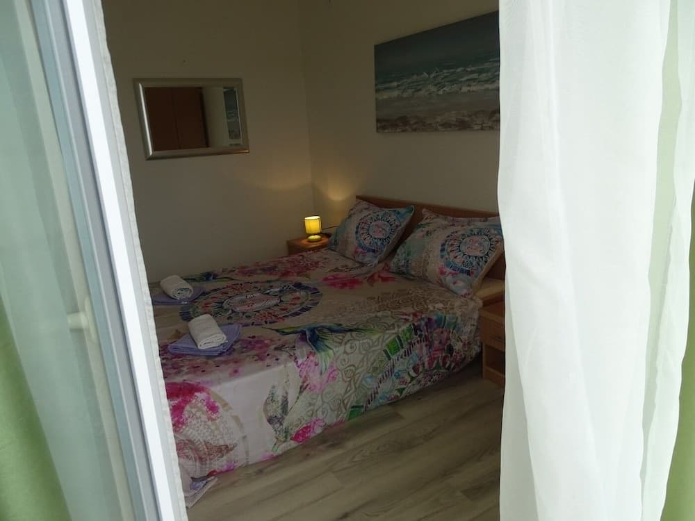 Don - 90m From the sea - A4