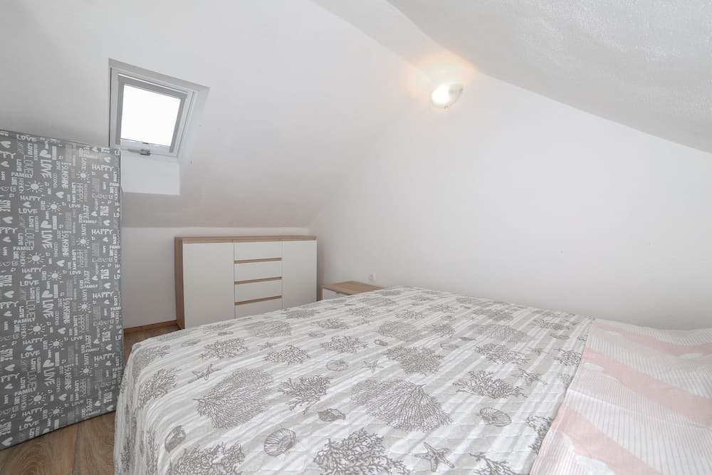 Baras Garden - House With Pool - H