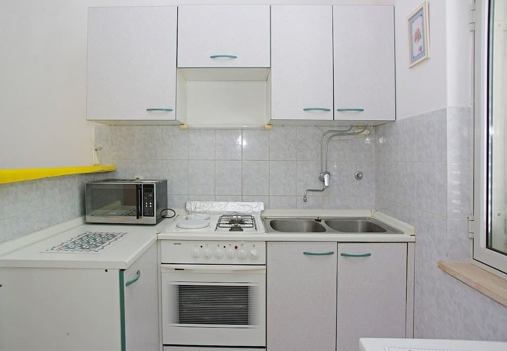 Velo - 10 m From sea - A1 Marija