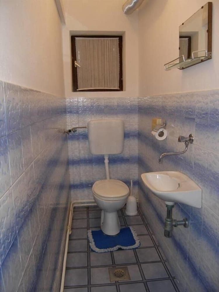 Mirko - 100m From Beach - A1