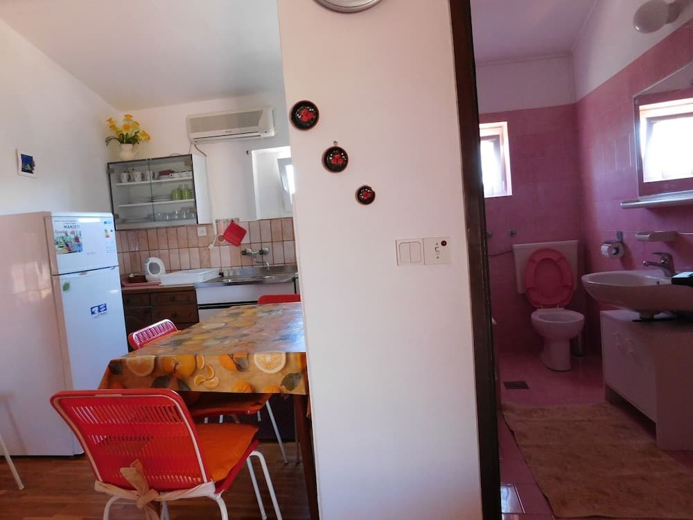 Lado - 230 m From sea - SA3