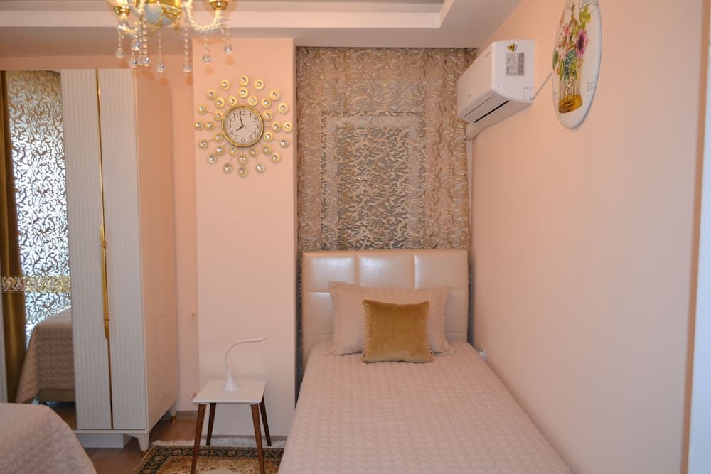 Family Apart Hotel 2022