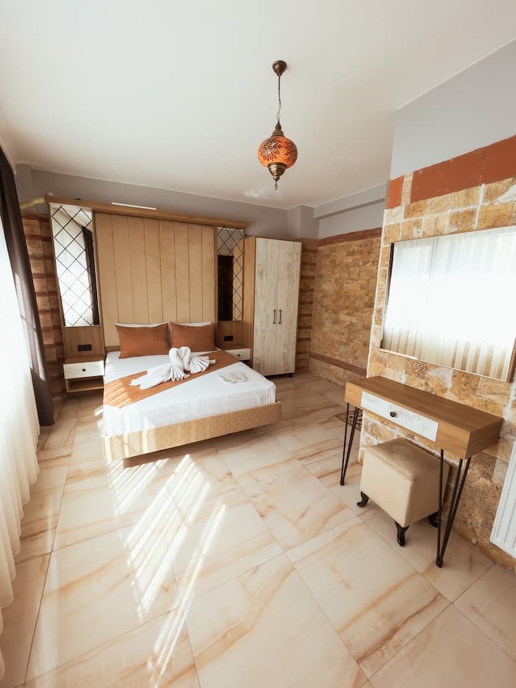 Lumina Boutique Hotel