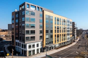 Luxury Apartments by Hyatus at Pierpont