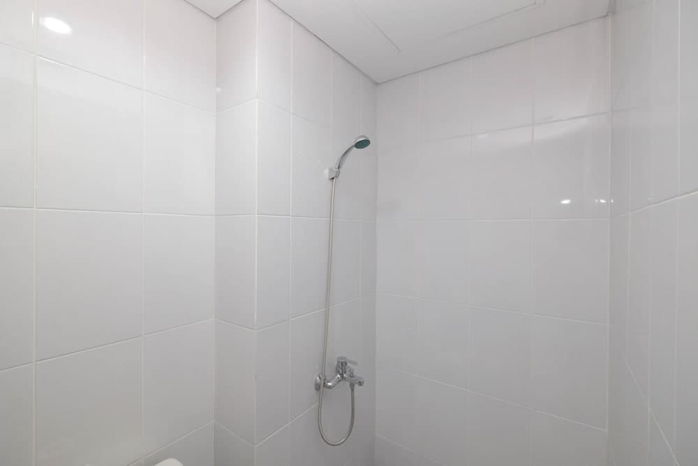 Luxurious Studio At Patraland Urbano Apartment