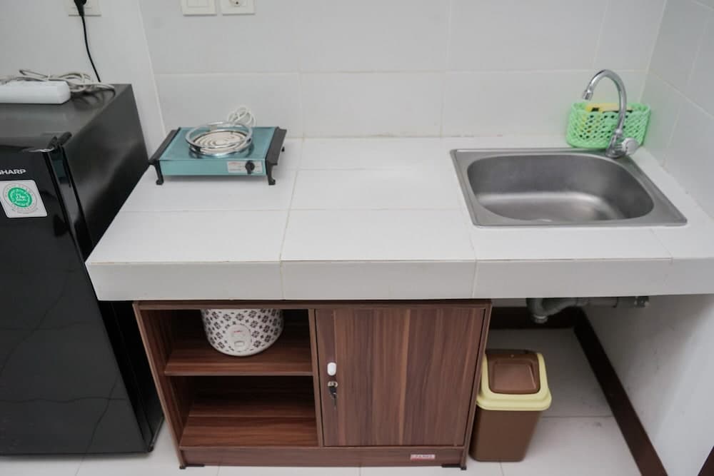 Nice And Comfort Studio At Scientia Residence Apartment