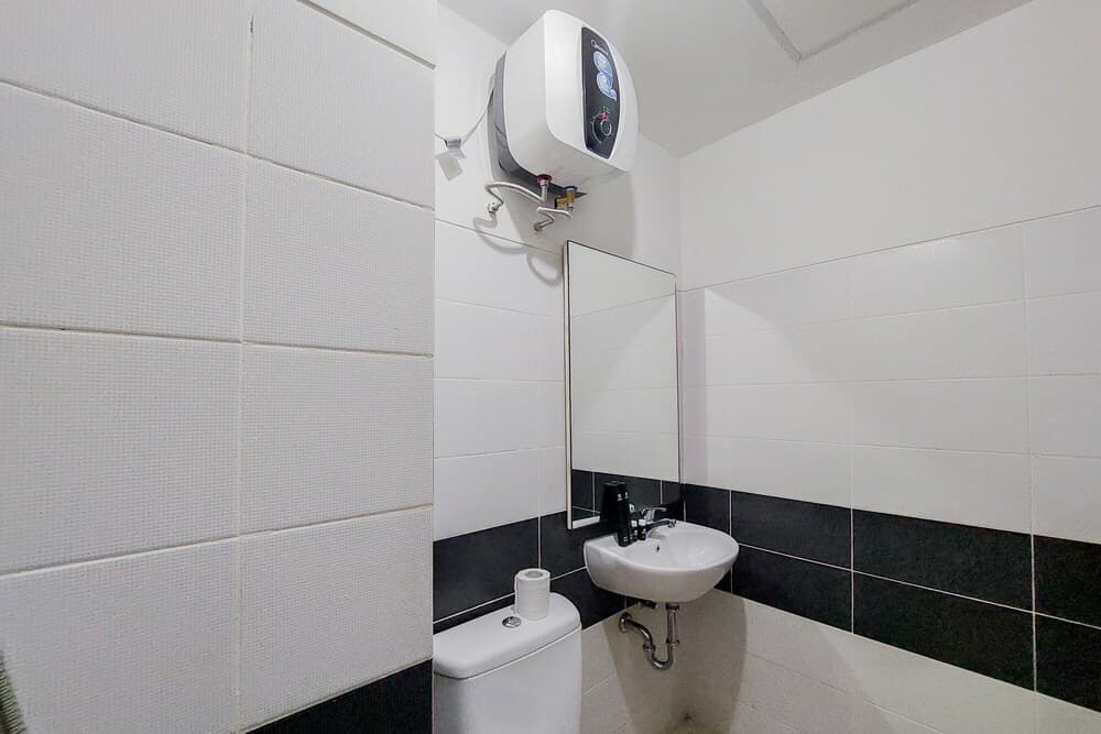 Nice And Comfort Studio At Scientia Residence Apartment