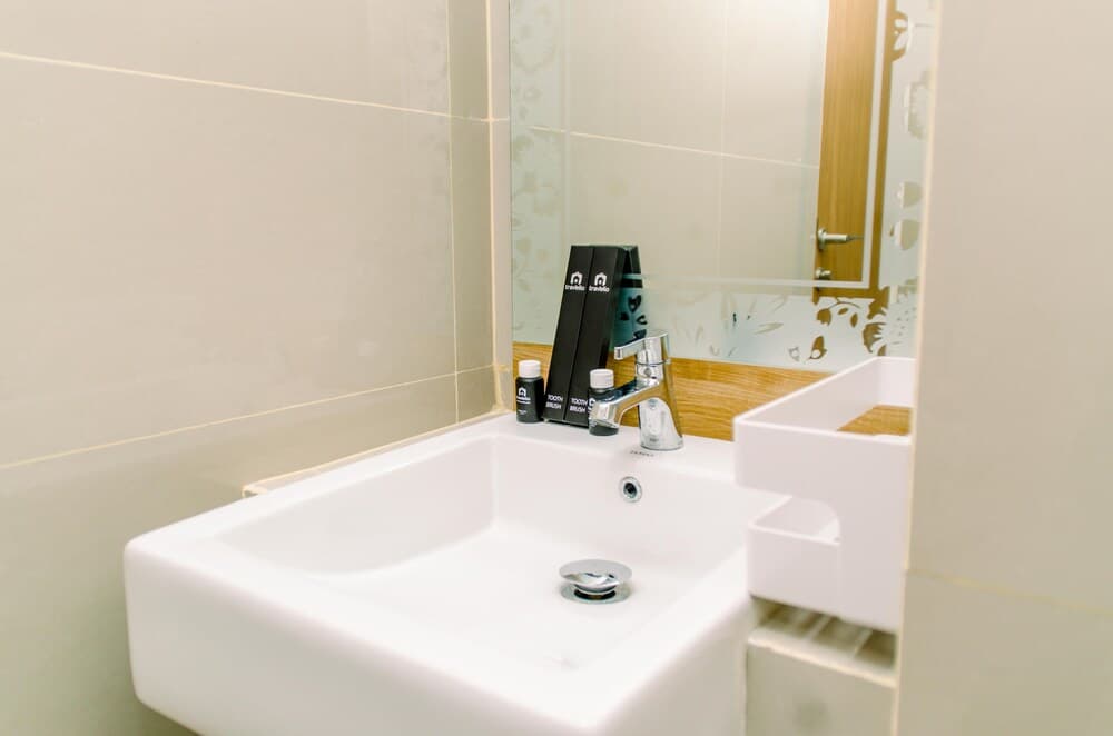 Fully Furnished Studio With Cozy Style Apartment At B Residence