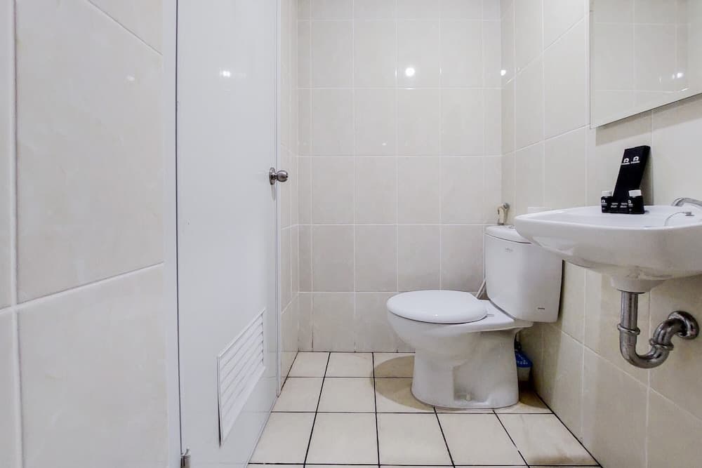 Nice And Comfort Studio At M-Town Residence Apartment