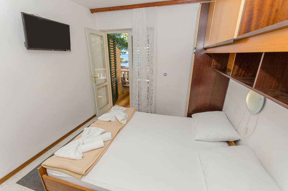 Apartments and Room Nada