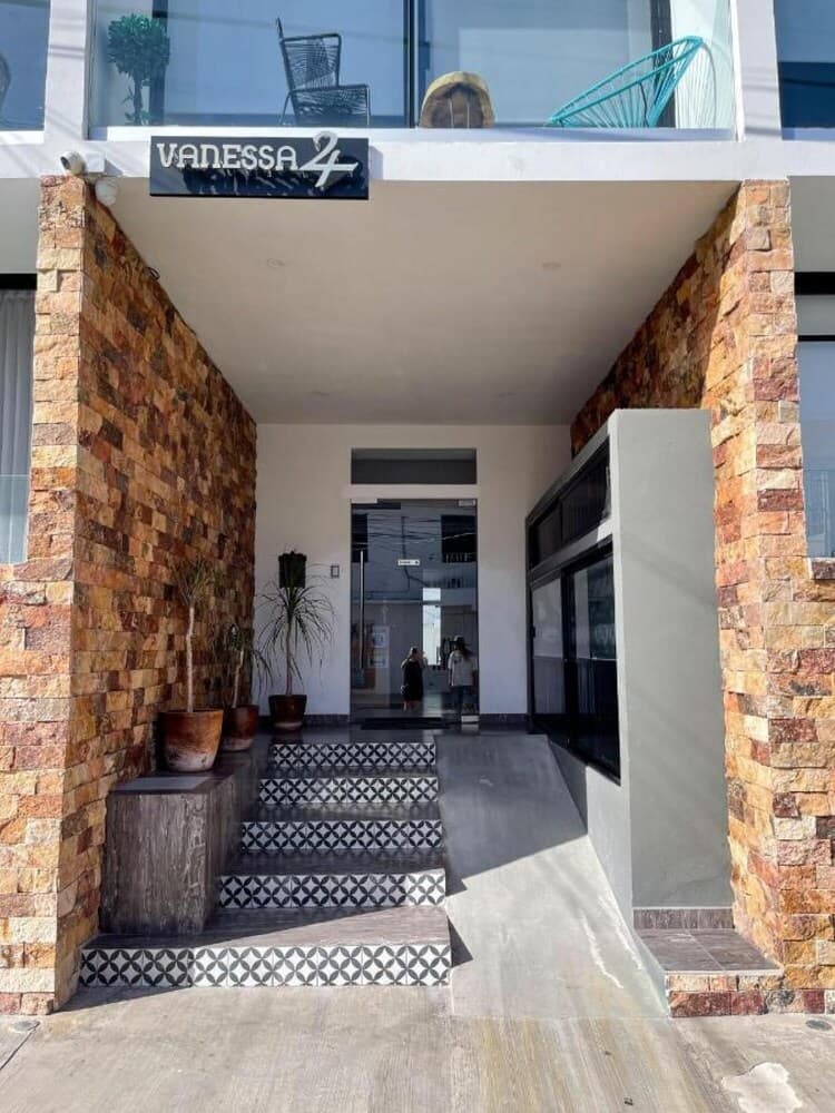 Spacious 35m2 Studio in the Heart of Playa