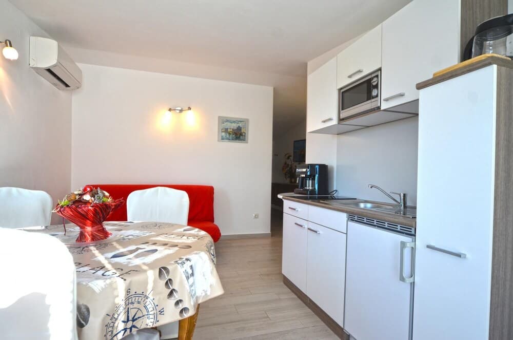 Figarola in Rovinj With 1 Bedrooms and 1 Bathrooms