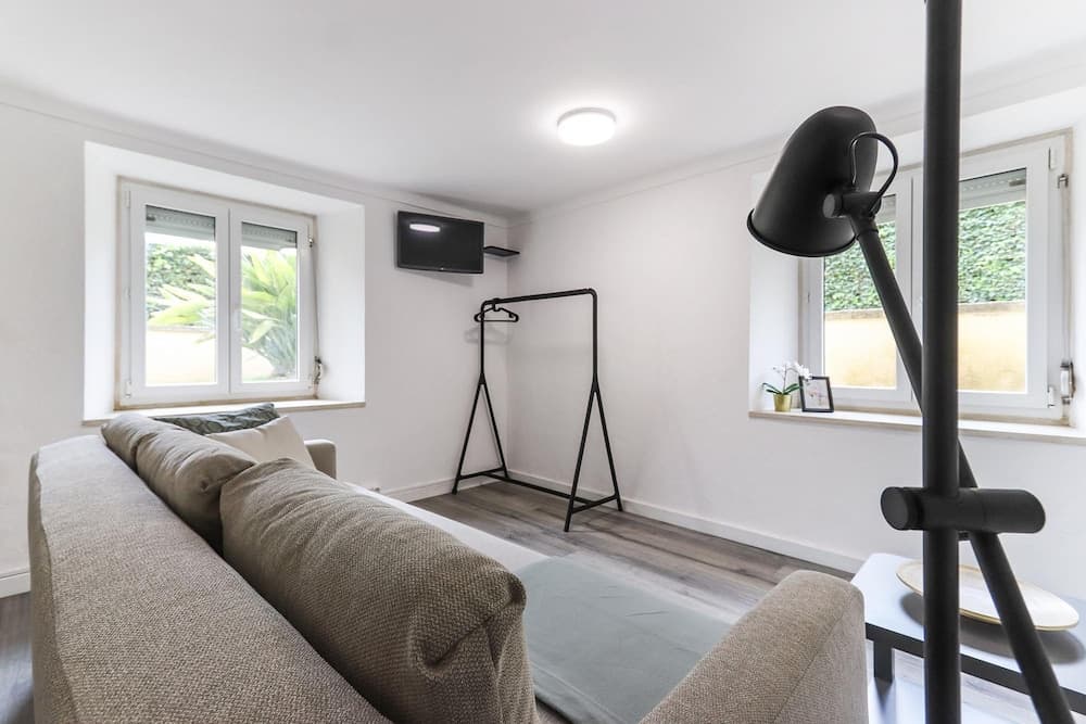 Belem Boutique I by Homing