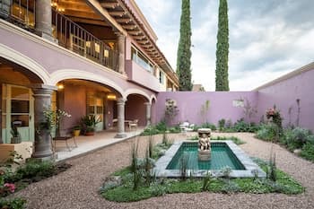 HOLT Magnificent 6BR Villa in Malanquin Golf Club