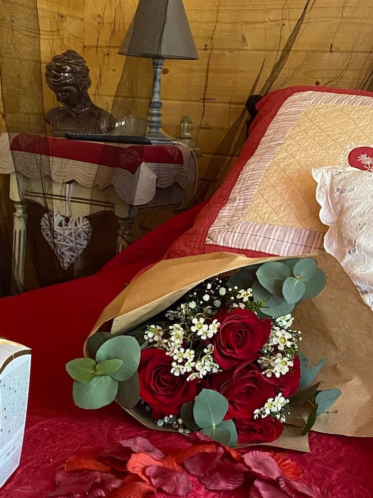 La cabane Romantique et sa balneotherapie