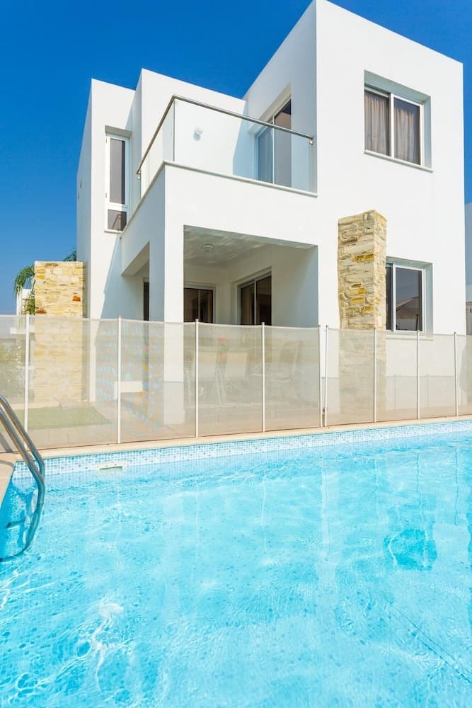 Villa Faros in Perivolia