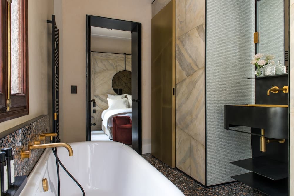 Nolinski Venezia - Evok Collection