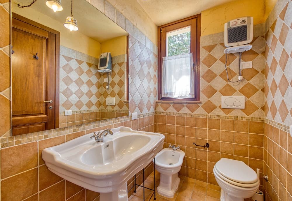 La Casetta Al Lago Incantato With Pool ho