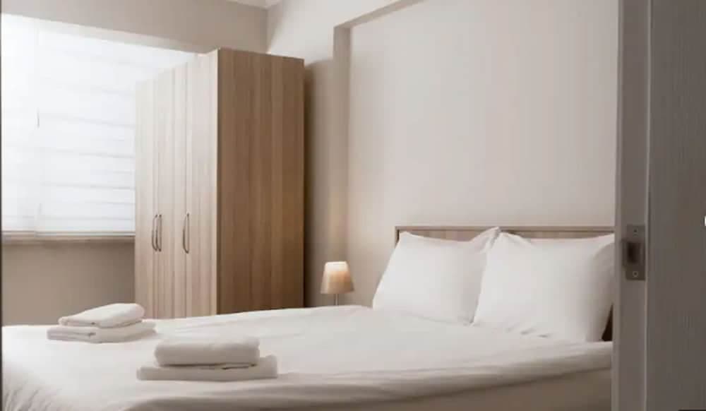 Kusadasi Residence 21 2 Bedroom and Living Room