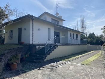 Beautiful Villa With Large Outdoor in Isola Albarella