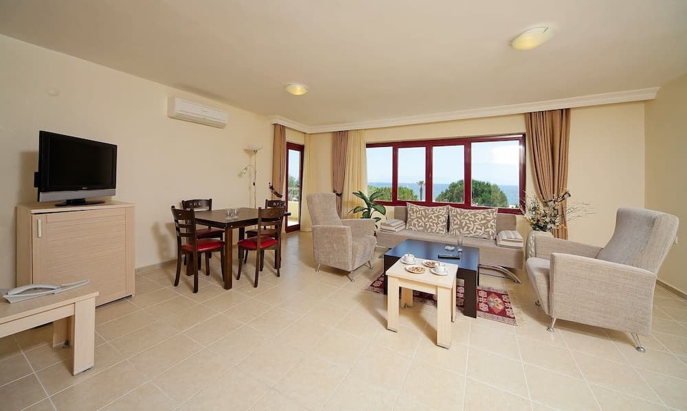 Grand Sahins Gumuldur Resort