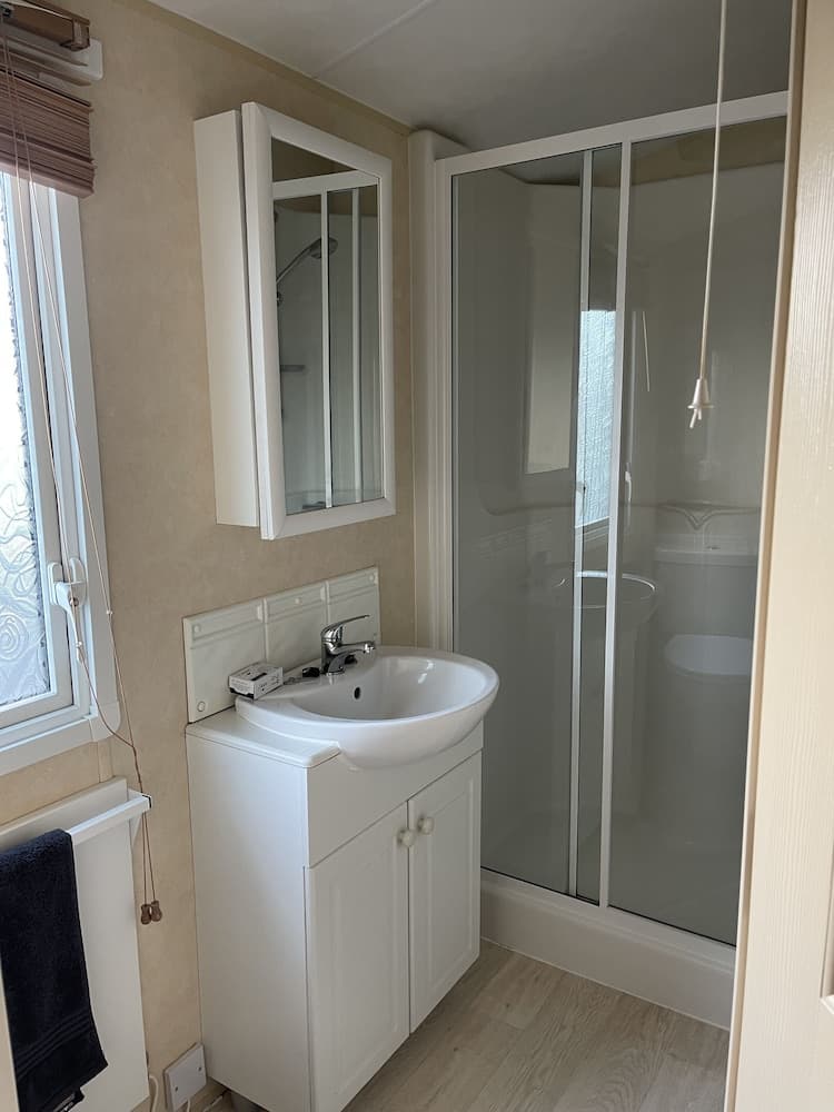 Beautiful 2-bed Static Caravan