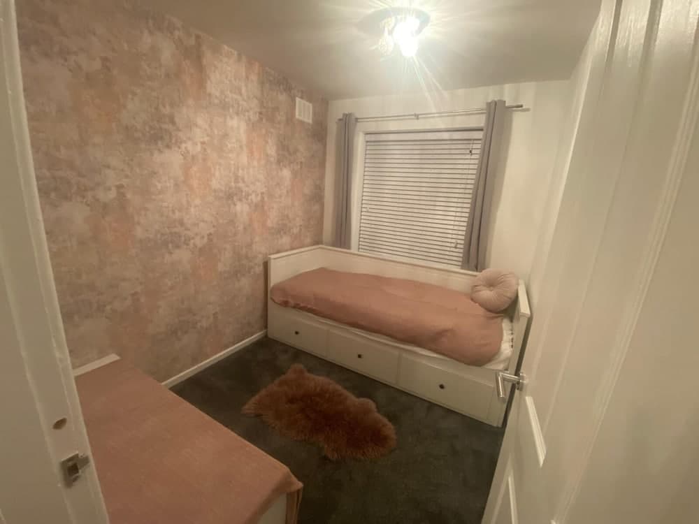 Charming 3-bed House Near Central Manchester