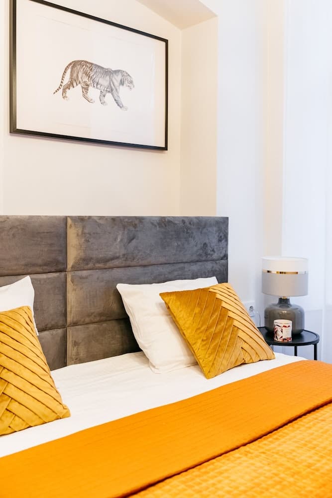 Crystal House - LoftAffair Collection