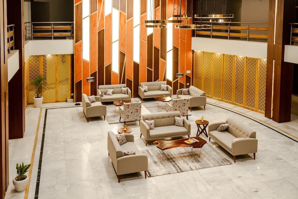 Anand Vardhan Resorts