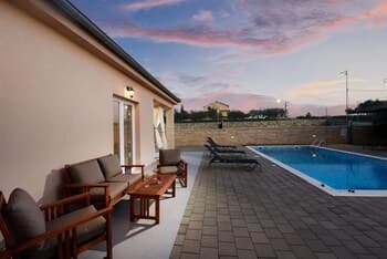 Villa Ba i Limitless Entertainment Possibilities Rural Area 10 Persons Private Pool pet Friendly Tennis Court