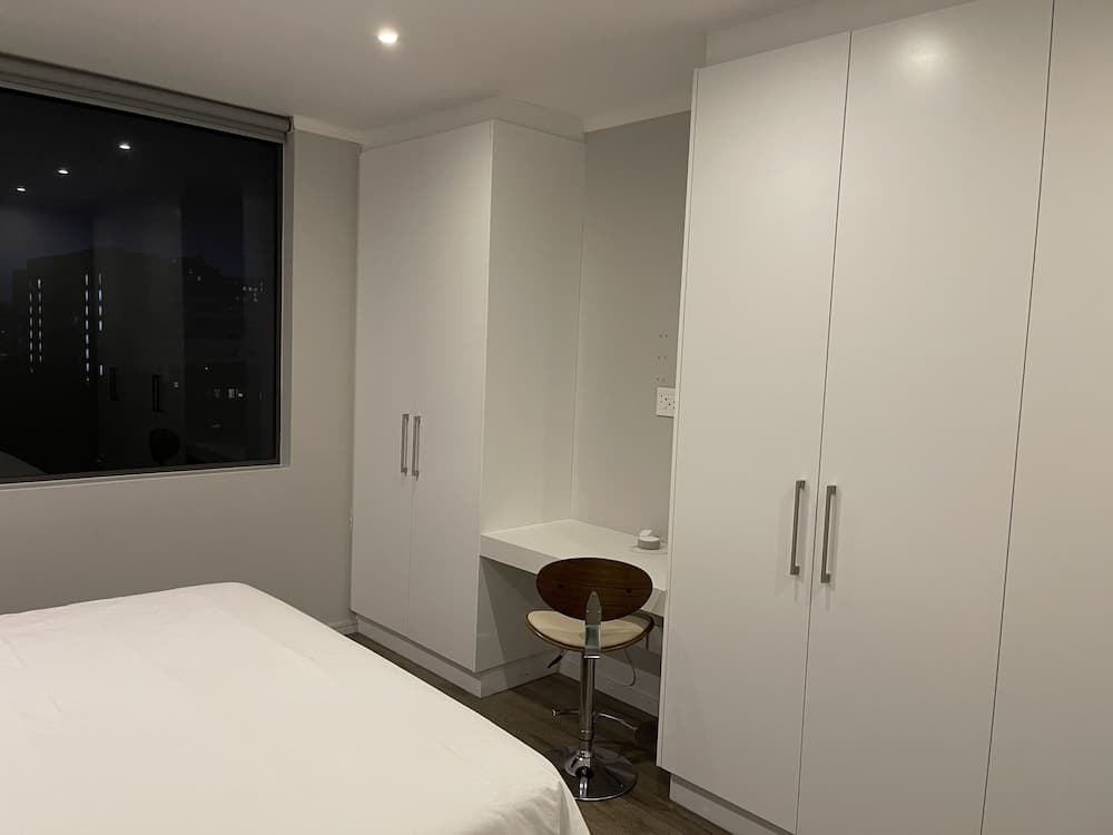Sandton Smart Apartment Eleven
