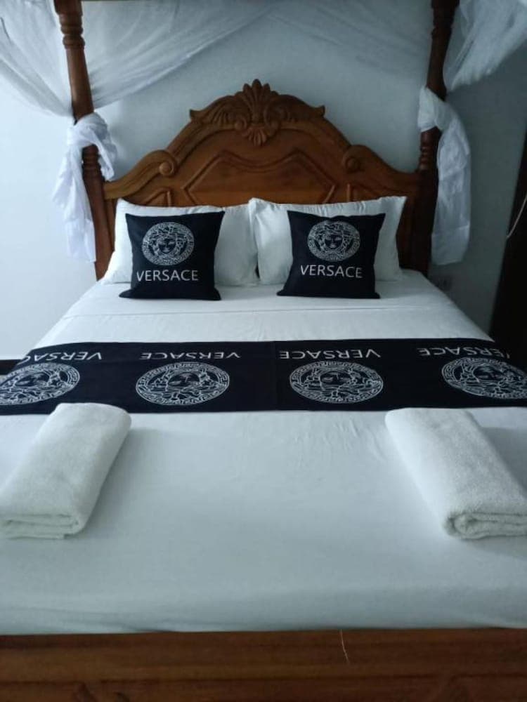 Stay.Plus S N J Apartments Nyali