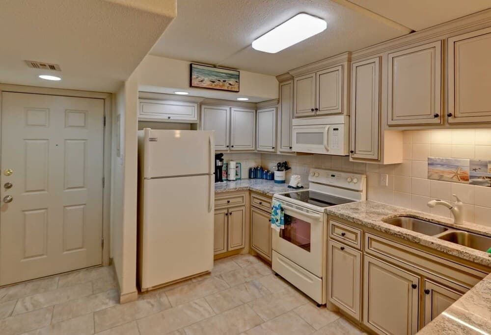 Gulfview I 507 1 Bedroom Condo by Redawning