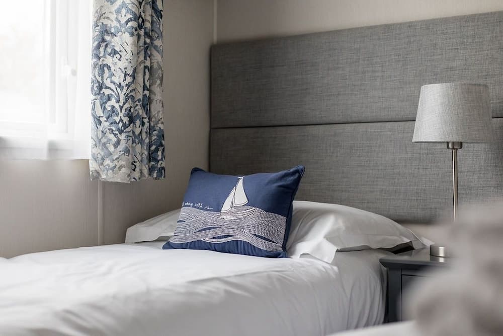 Summer by the Harbour