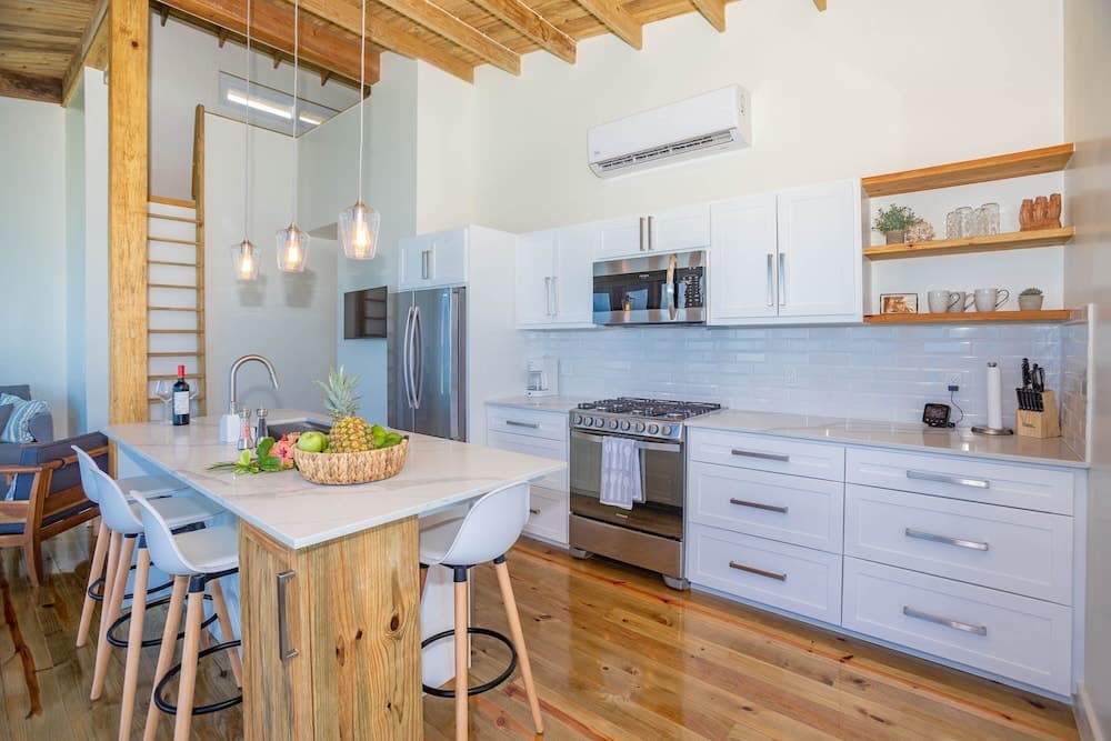 Stunning Views At - Villa Aire 1 Bedroom Apts by RedAwning