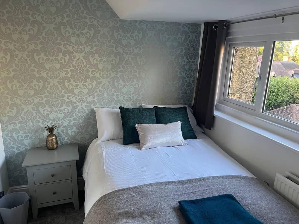 Luxury 3-bed Penthouse Apartment in Bournemouth