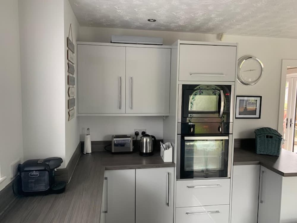 One Bedroom Apartment With En-suite & Patio