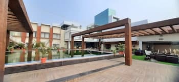 Sparsh Hotel & Resort by Spree