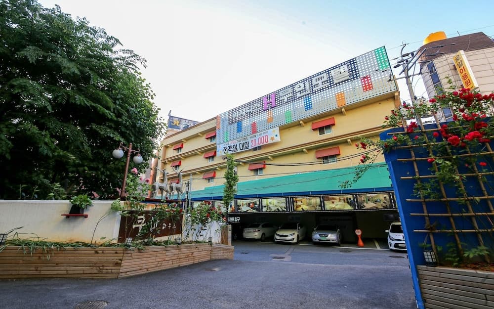 hotel image