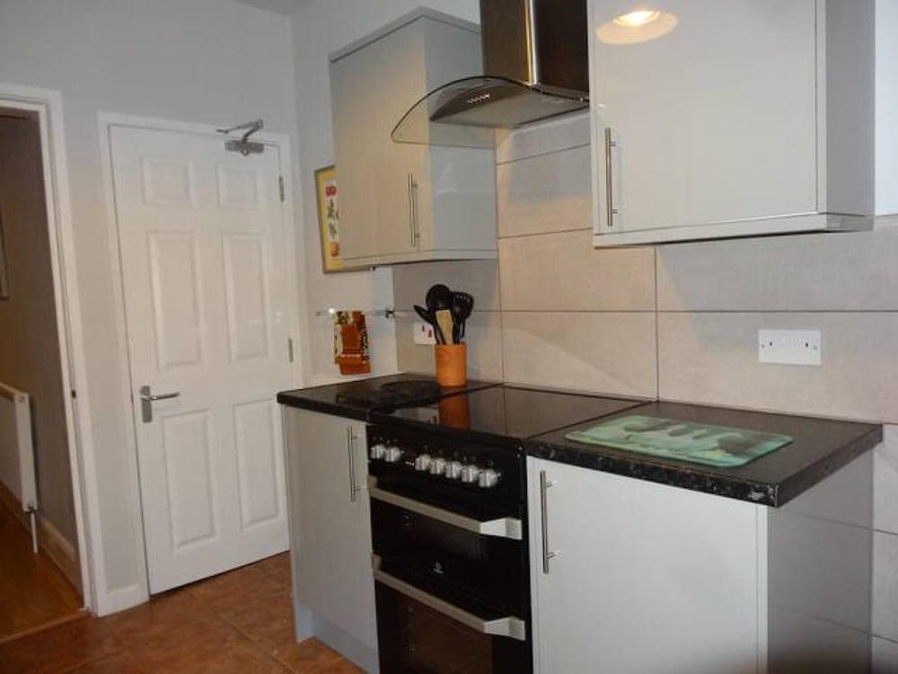 Beautiful 4 Bed House - Great Central Location - Wolverhampton