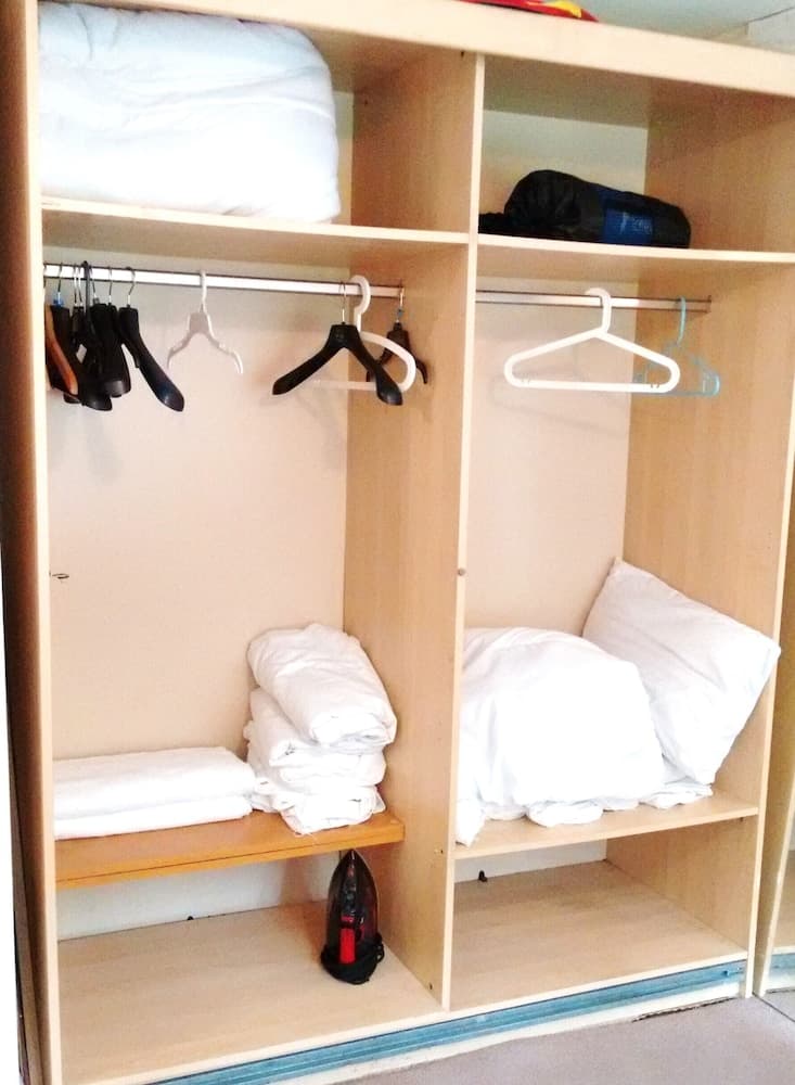 2 Bedrooms & 2 Bathrooms Apartment With an Ensuite