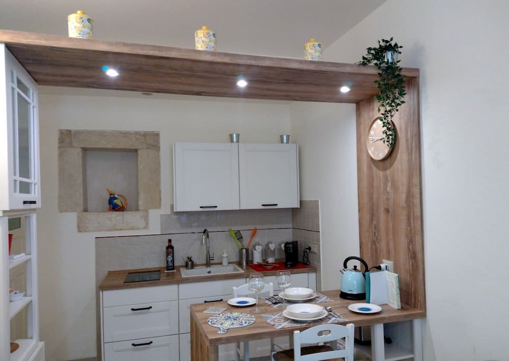 Inviting 1-bed Apartment in Ragusa