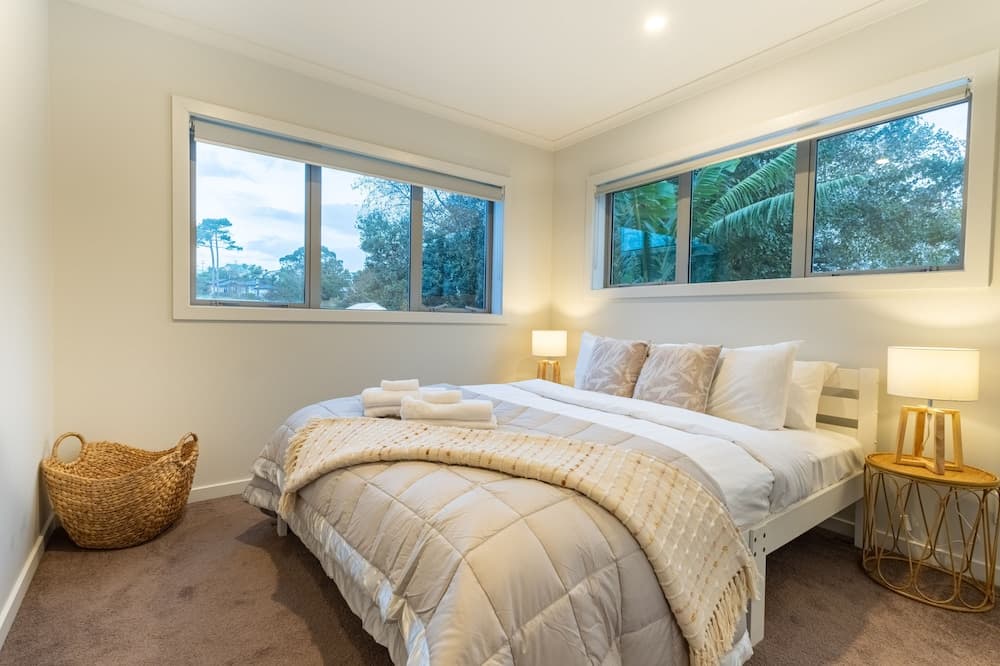 Manly Bay Wonderful 3BR New Home - Fibre