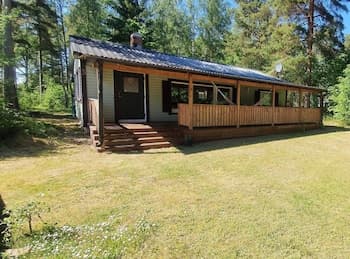 Well-equipped Beachside Cottage