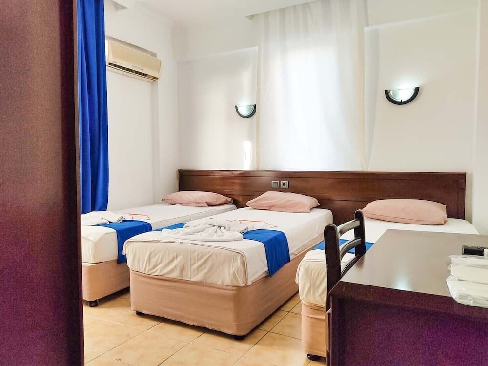 MORAY DUKA BEACH HOTEL