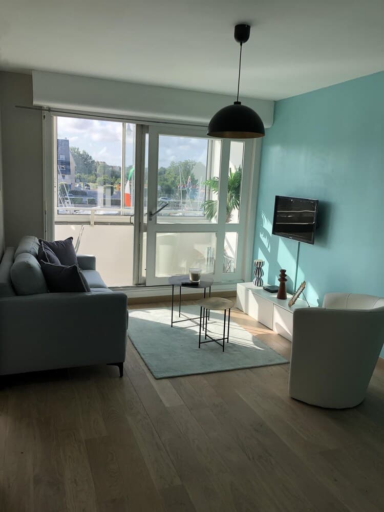 Soleil et Bateaux Superbe Port de Plaisance