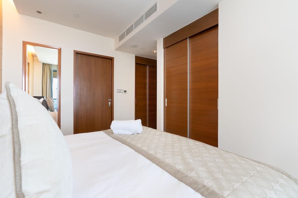 SuperHost EMAAR Residences Apartments - Address Dubai Mall