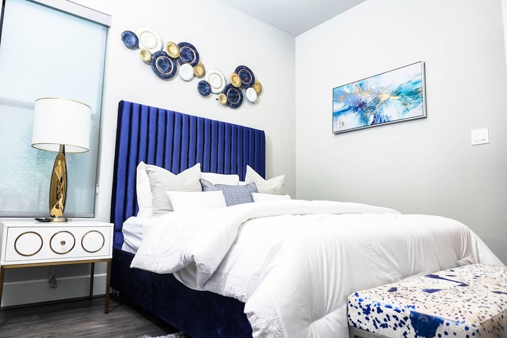 Kaizer Anthony Living