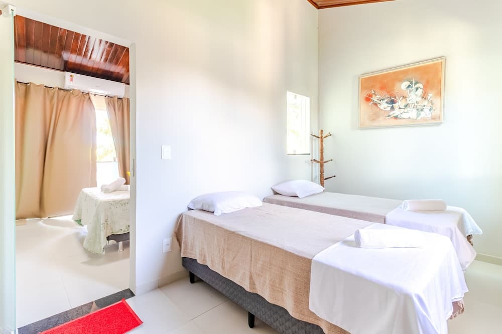 GB60 Excellent House 4 Suites