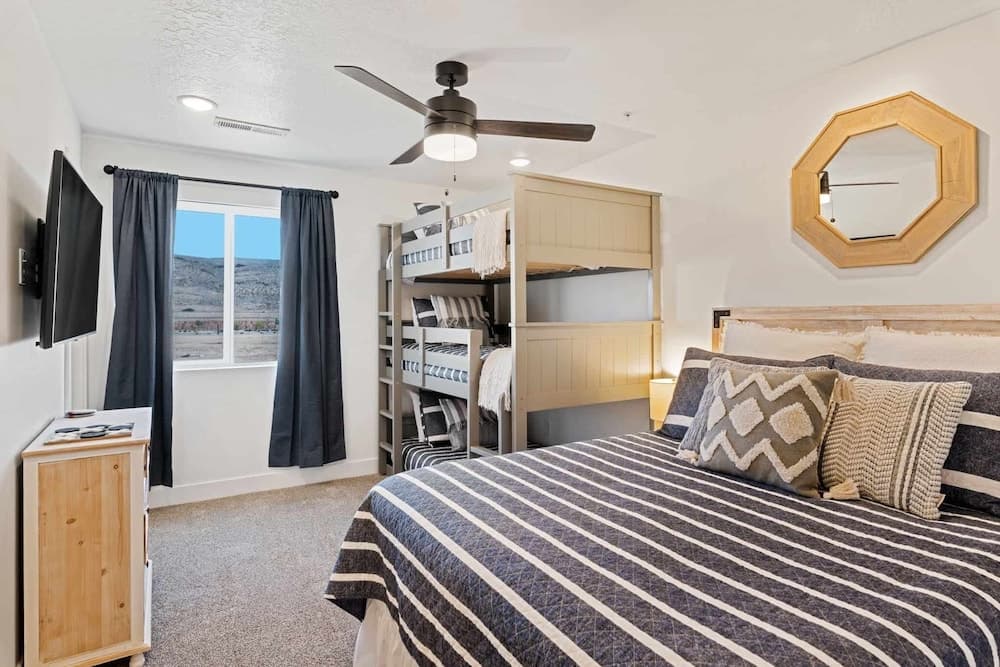 Anchor Oasis #87 by RedAwning